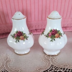 Royal Albert Old Country Roses Salt And Pepper Shakers